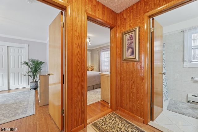 391 Avenue E, Bayonne City, NJ 07002