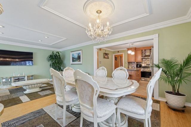 391 Avenue E, Bayonne City, NJ 07002