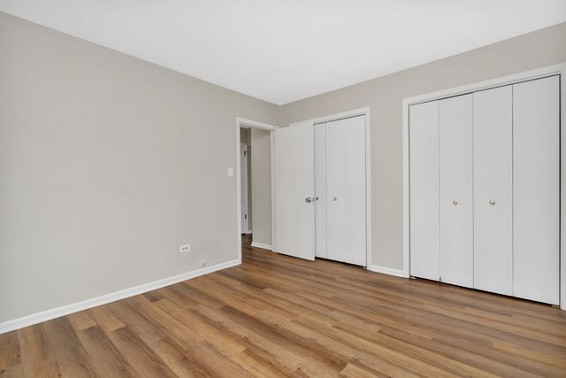 42 S Waiola Avenue 02, La Grange, IL 60525