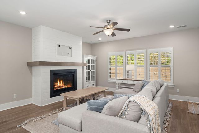 219 Lucca Drive, Summerville, SC 29486