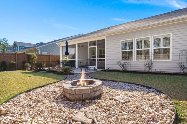 219 Lucca Drive, Summerville, SC 29486