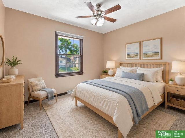 15107 Versaille Street, Bellevue, NE 68123
