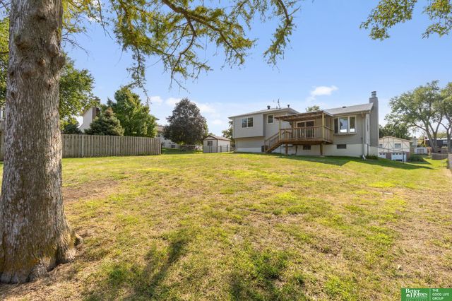 15107 Versaille Street, Bellevue, NE 68123