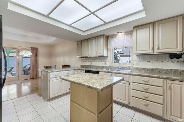 10725 Trade Wind Court, Fort Wayne, IN 46825