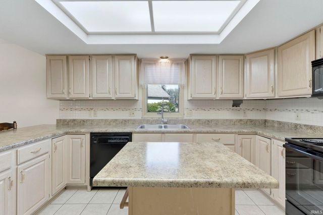 10725 Trade Wind Court, Fort Wayne, IN 46825