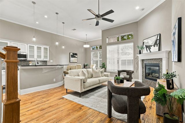 2223 Eriksson Lane, Dallas, TX 75204