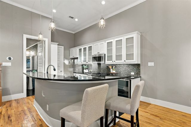 2223 Eriksson Lane, Dallas, TX 75204