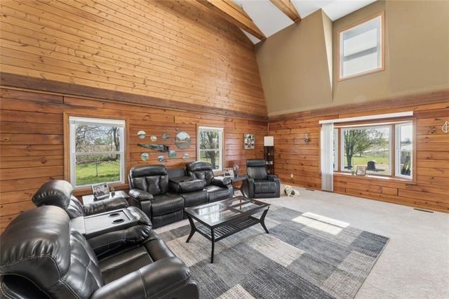 1113 SW 500th Road, Holden, MO 64040