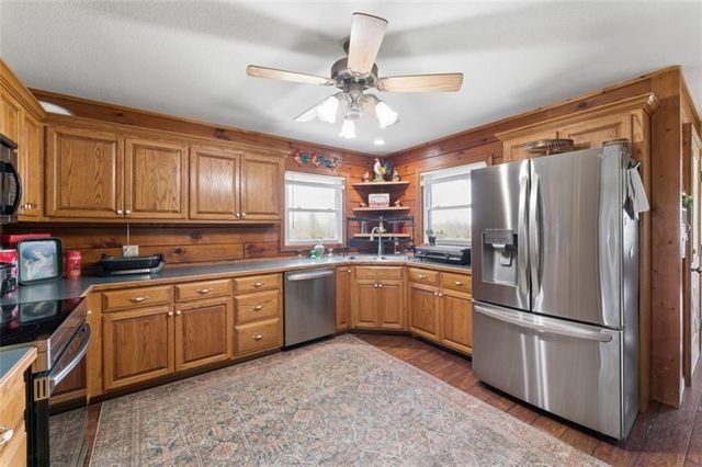 1113 SW 500th Road, Holden, MO 64040