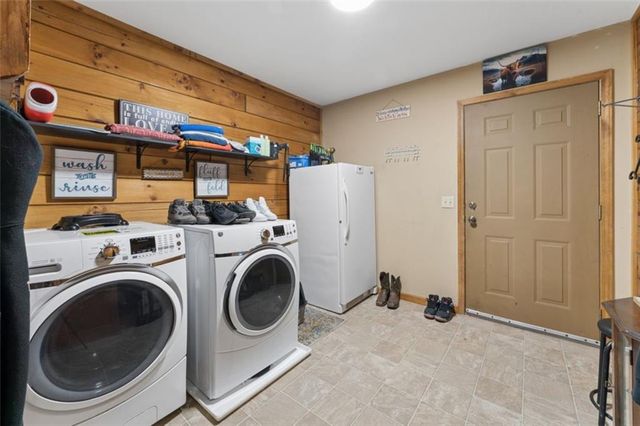 1113 SW 500th Road, Holden, MO 64040