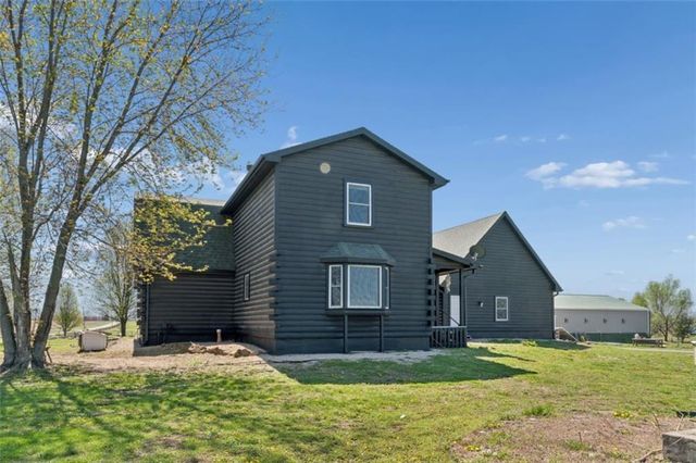 1113 SW 500th Road, Holden, MO 64040