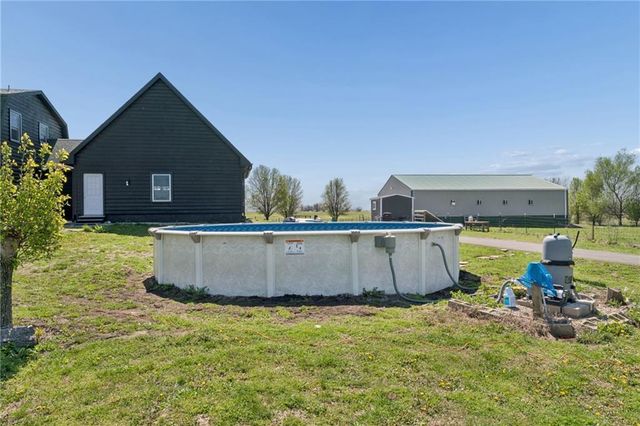 1113 SW 500th Road, Holden, MO 64040
