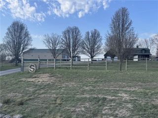 1113 SW 500th Road, Holden, MO 64040