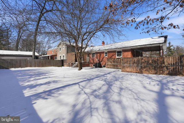 3417 DUKE ST, College Park, MD 20740