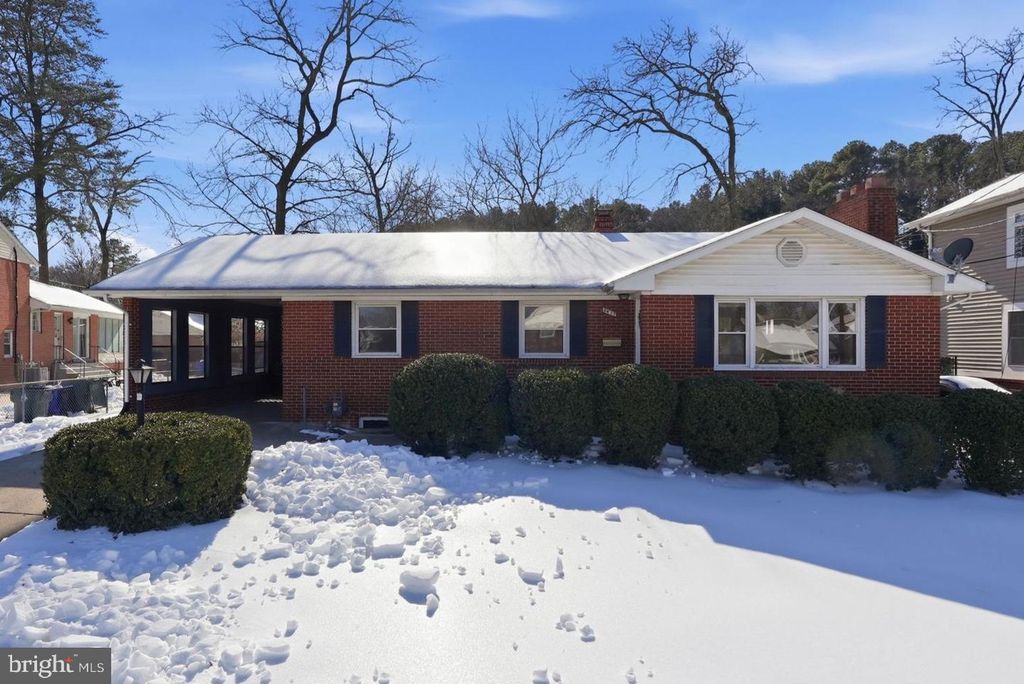 3417 DUKE ST, College Park, MD 20740