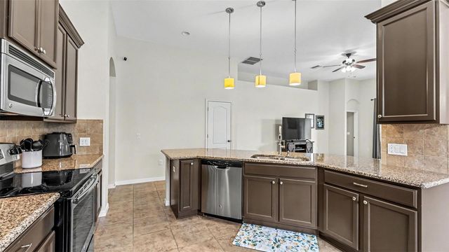 5927 GREAT SALT COURT, Lakeland, FL 33805