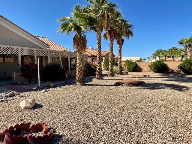 2836 Mourning Dove Circle, Bullhead City, AZ 86442