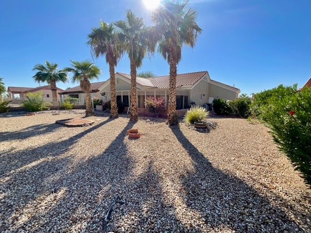 2836 Mourning Dove Circle, Bullhead City, AZ 86442
