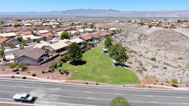 2836 Mourning Dove Circle, Bullhead City, AZ 86442