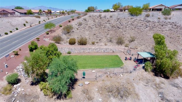 2836 Mourning Dove Circle, Bullhead City, AZ 86442