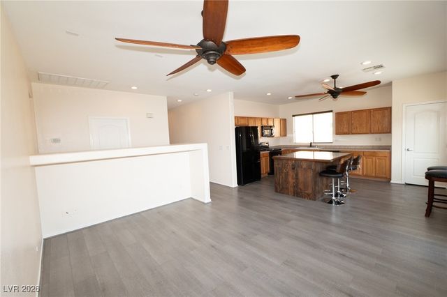 4921 Novelli Place, Pahrump, NV 89061