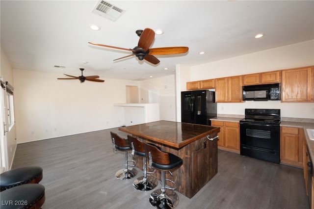 4921 Novelli Place, Pahrump, NV 89061