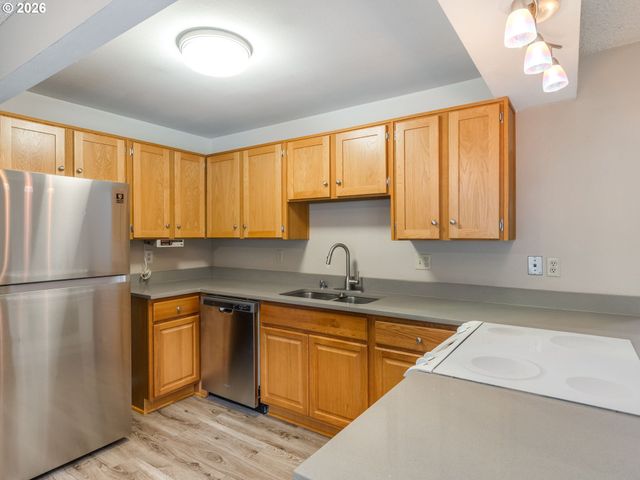 13121 Nw 8TH Way A, Vancouver, WA 98685