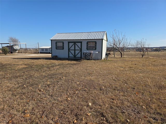 5716 Longhorn Trail, Joshua, TX 76058