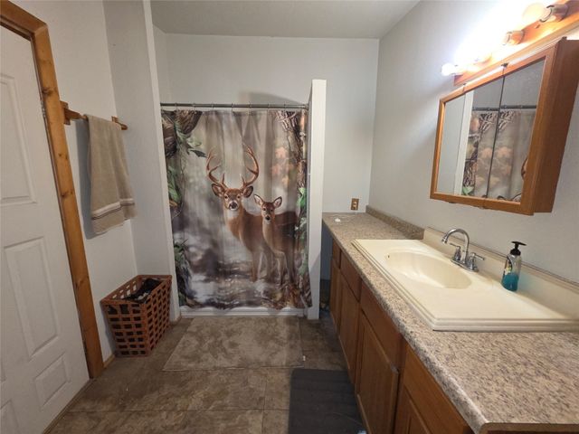 5716 Longhorn Trail, Joshua, TX 76058