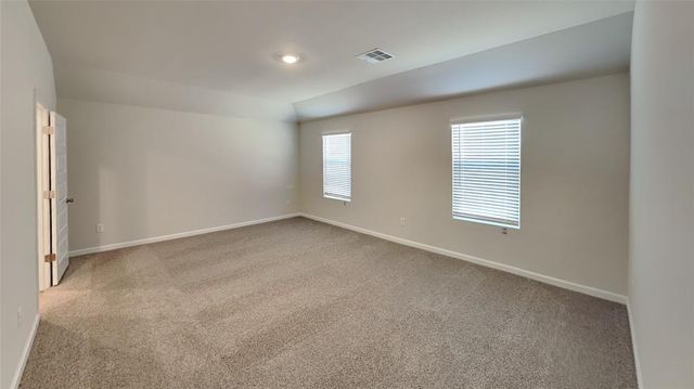 6101 Green Meadow Lane, Oklahoma City, OK 73132