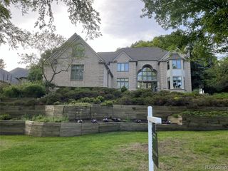 1721 Archers Pointe, Rochester Hills, MI 48306