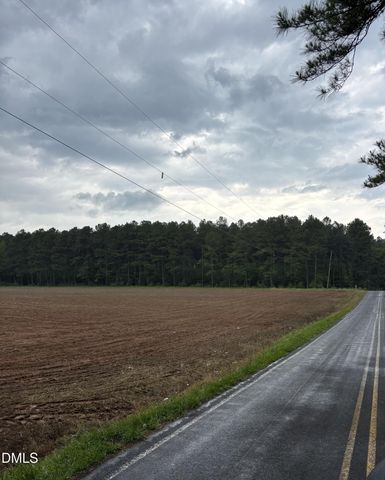 1000 Club Pond Road Road, Henderson, NC 27537