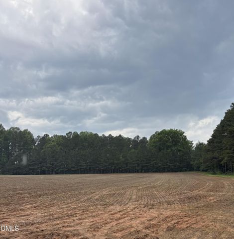 1000 Club Pond Road Road, Henderson, NC 27537