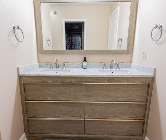 7700 Seawall Boulevard 1110, Galveston, TX 77551