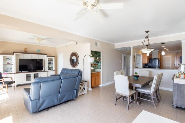 7700 Seawall Boulevard 1110, Galveston, TX 77551