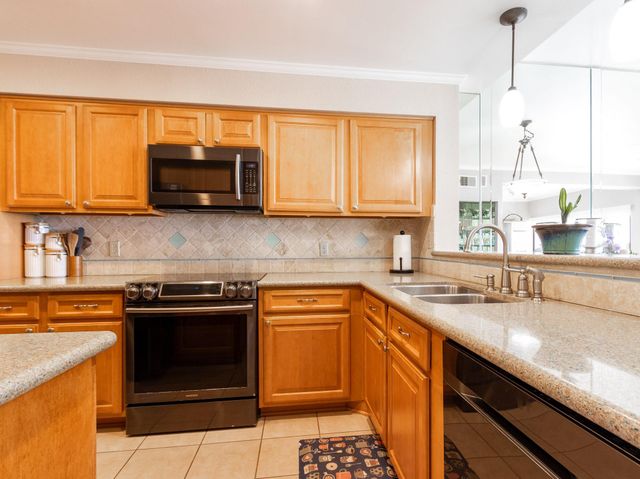 7700 Seawall Boulevard 1110, Galveston, TX 77551