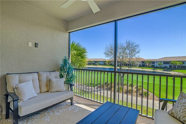 9366 Pocida CT 203, Naples, FL 34119