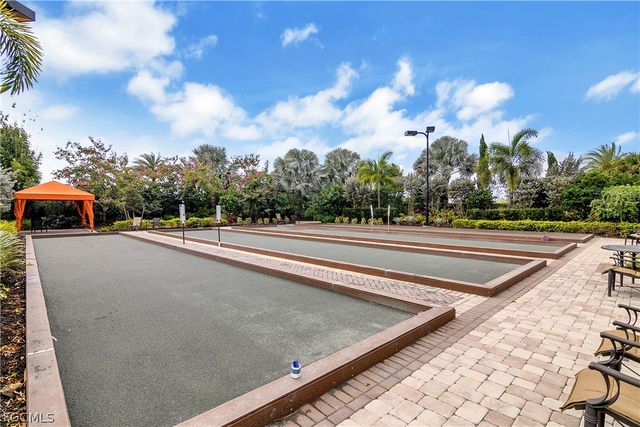 9366 Pocida CT 203, Naples, FL 34119