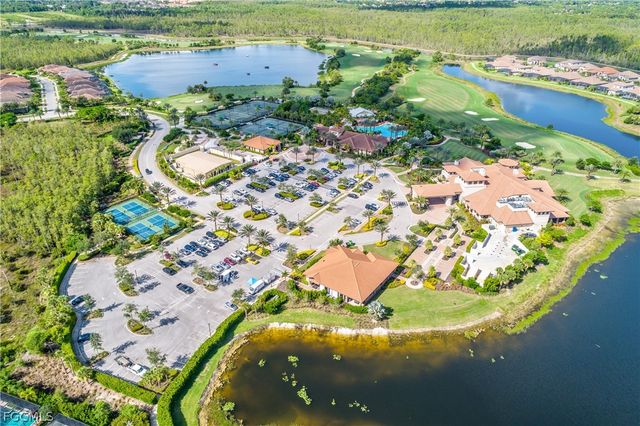 9366 Pocida CT 203, Naples, FL 34119