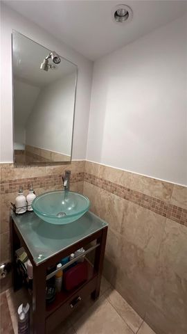 1990 SW 121st Court 236, Miami, FL 33175