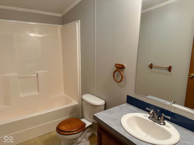 9850 W Reeves Road, Gosport, IN 47433