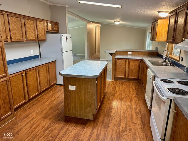 9850 W Reeves Road, Gosport, IN 47433