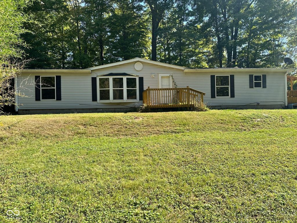 9850 W Reeves Road, Gosport, IN 47433