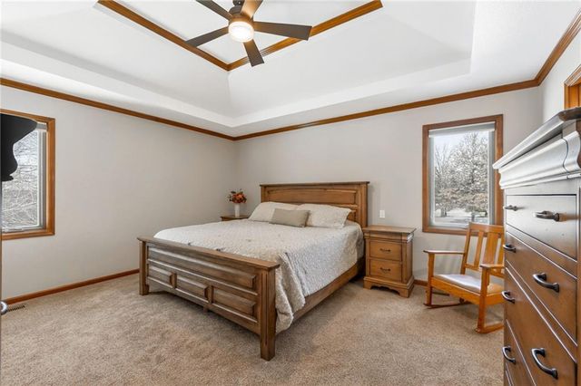 11618 Fishing River Road, Liberty, MO 64068