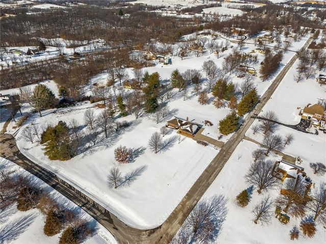 11618 Fishing River Road, Liberty, MO 64068