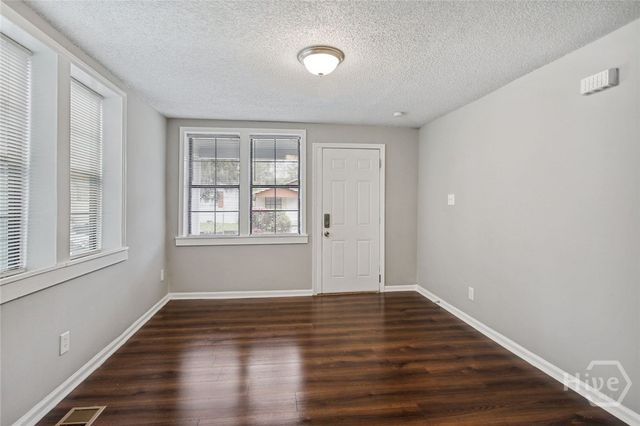 1036 W 38th Street, Savannah, GA 31415