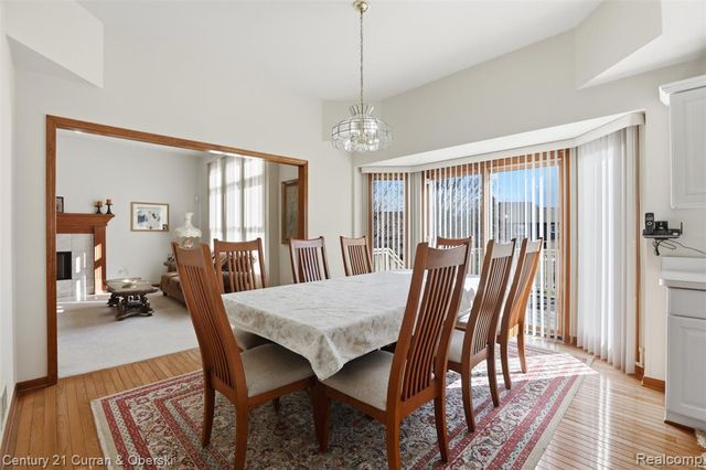 18578 Glengarry Drive, Livonia, MI 48152