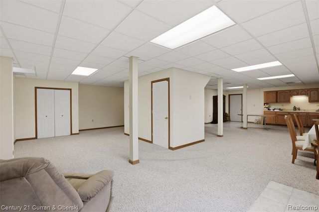 18578 Glengarry Drive, Livonia, MI 48152