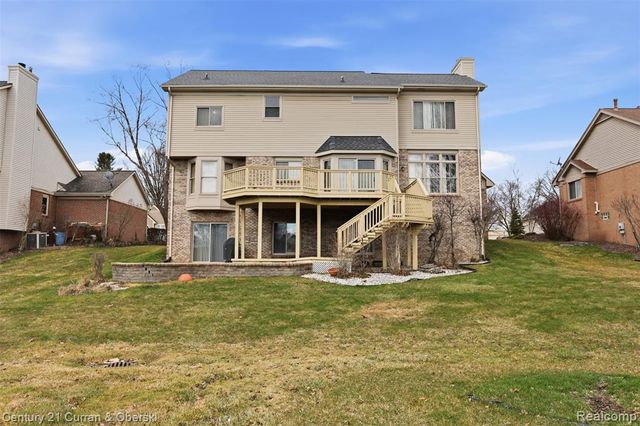 18578 Glengarry Drive, Livonia, MI 48152