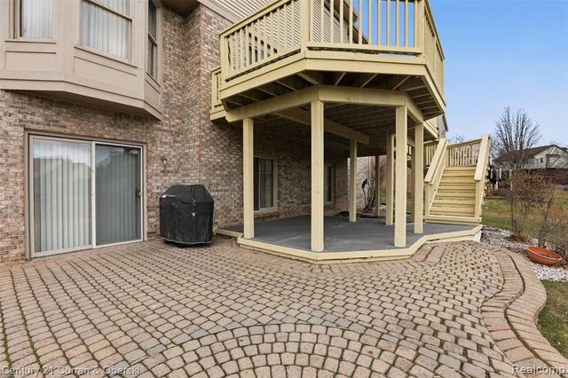 18578 Glengarry Drive, Livonia, MI 48152